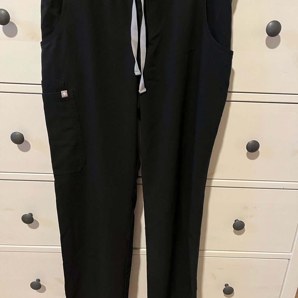FIGS kade cargo scrub pants, small regular length